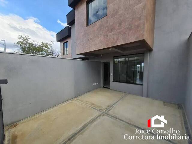 #61 - Casa para Venda em Contagem - MG