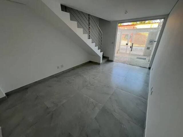 Casa para Venda em Belo Horizonte - 4