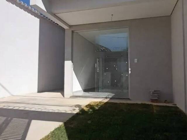 #89 - Casa para Venda em Belo Horizonte - MG