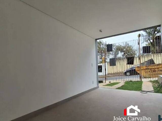 #157 - Casa para Venda em Belo Horizonte - MG