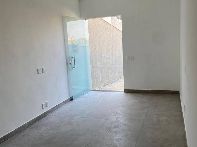 #208 - Casa para Venda em Belo Horizonte - MG