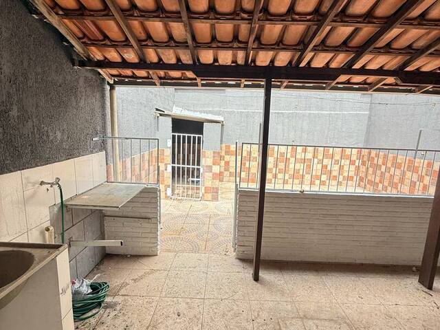 #215 - Casa em condomínio para Venda em Belo Horizonte - MG