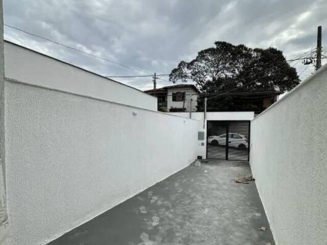 #255 - Casa para Venda em Belo Horizonte - MG