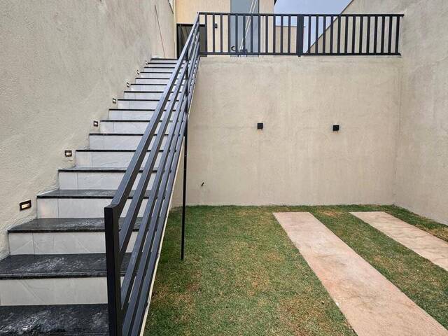 #288 - Casa para Venda em Vespasiano - MG